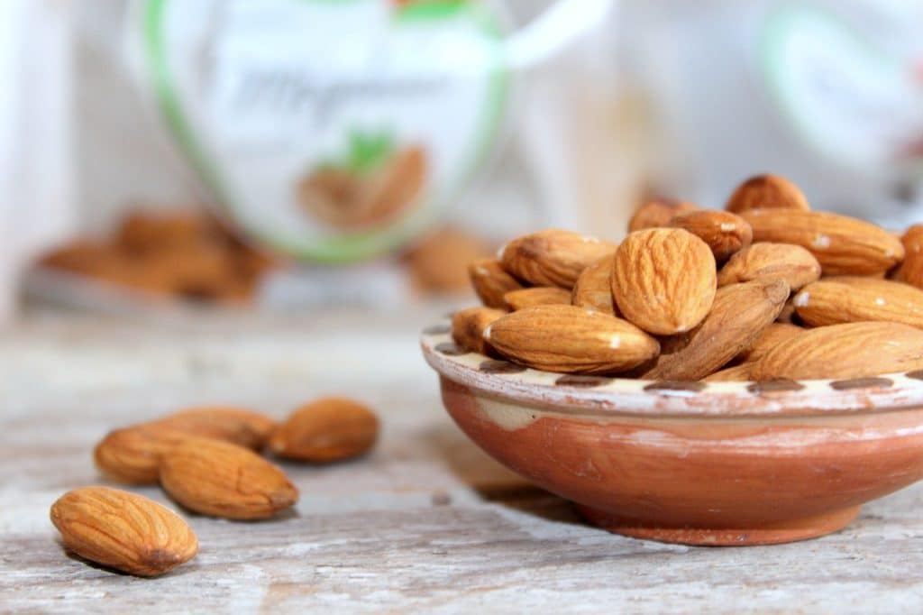 Almonds and Gout: Add Almonds in Your Gout Diet But Be ...