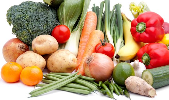 Gout diet: Fruit and vegetables could cure painful form of ...