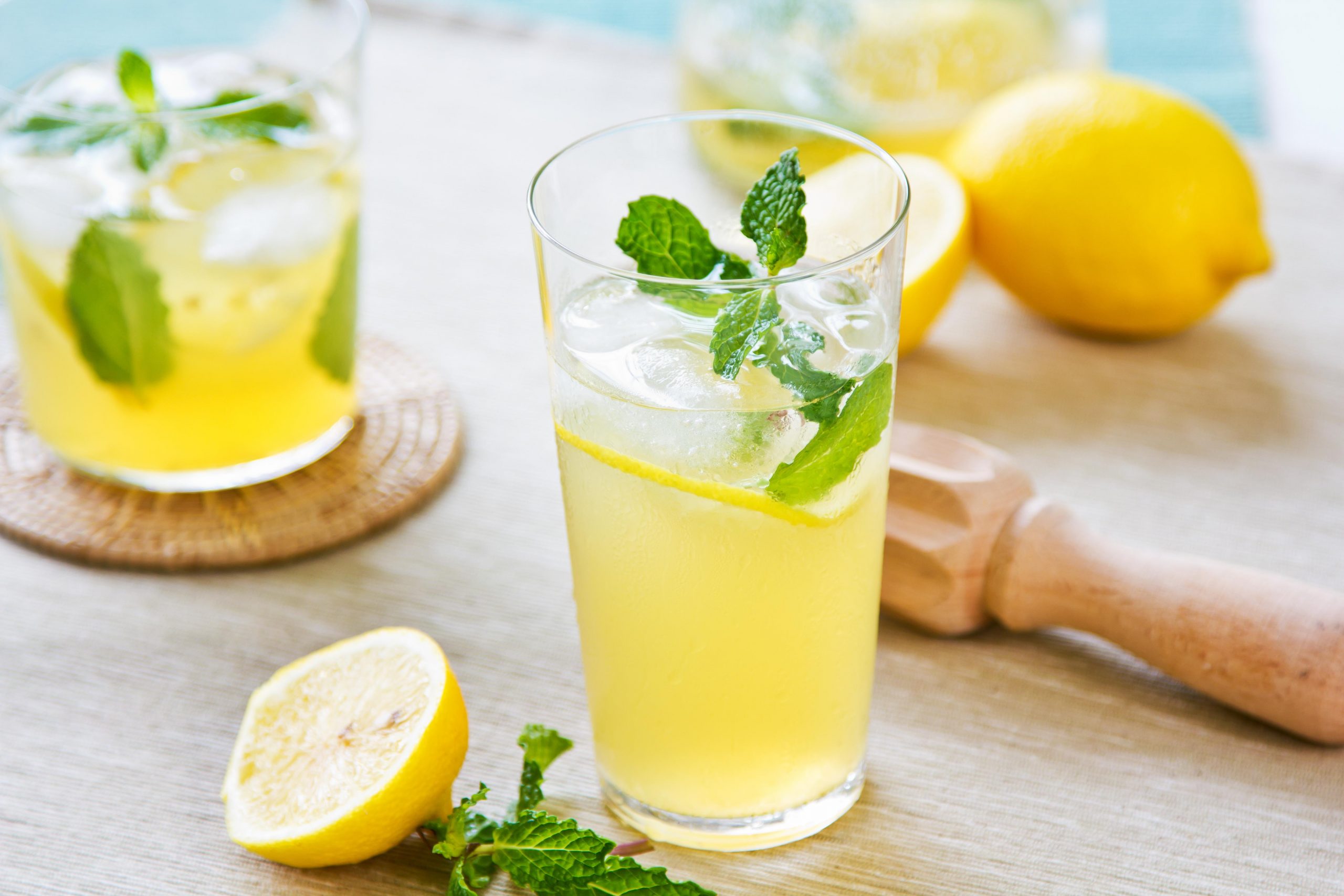 Lemon water  elixir of health and vitality  Bakini savjeti