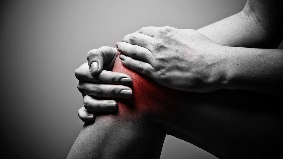 Should I use Ice or Heat to Relieve Knee Pain?